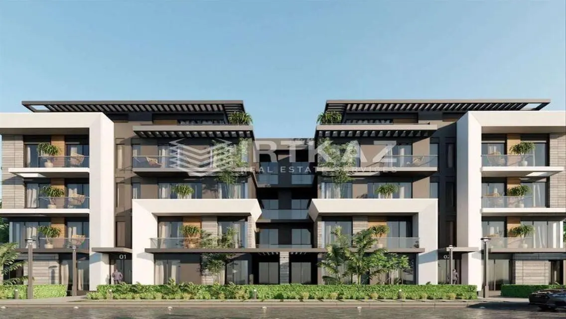 Stunning Apartment in Mostakbal City - 10 Rooms at an Attractive Price!