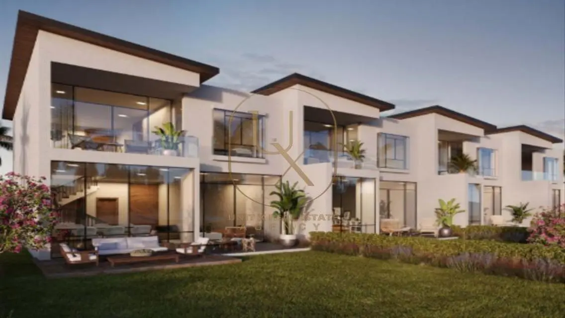 Luxury Villa for Sale with Premium Amenities in the Heart of the City