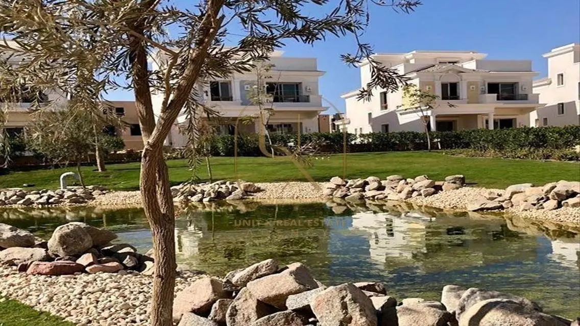 شقة فاخرة في مدينة آي سيتي على قمة الجبل
