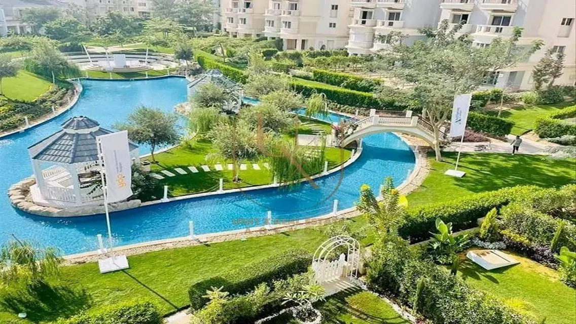 شقة فاخرة في مدينة آي سيتي على قمة الجبل