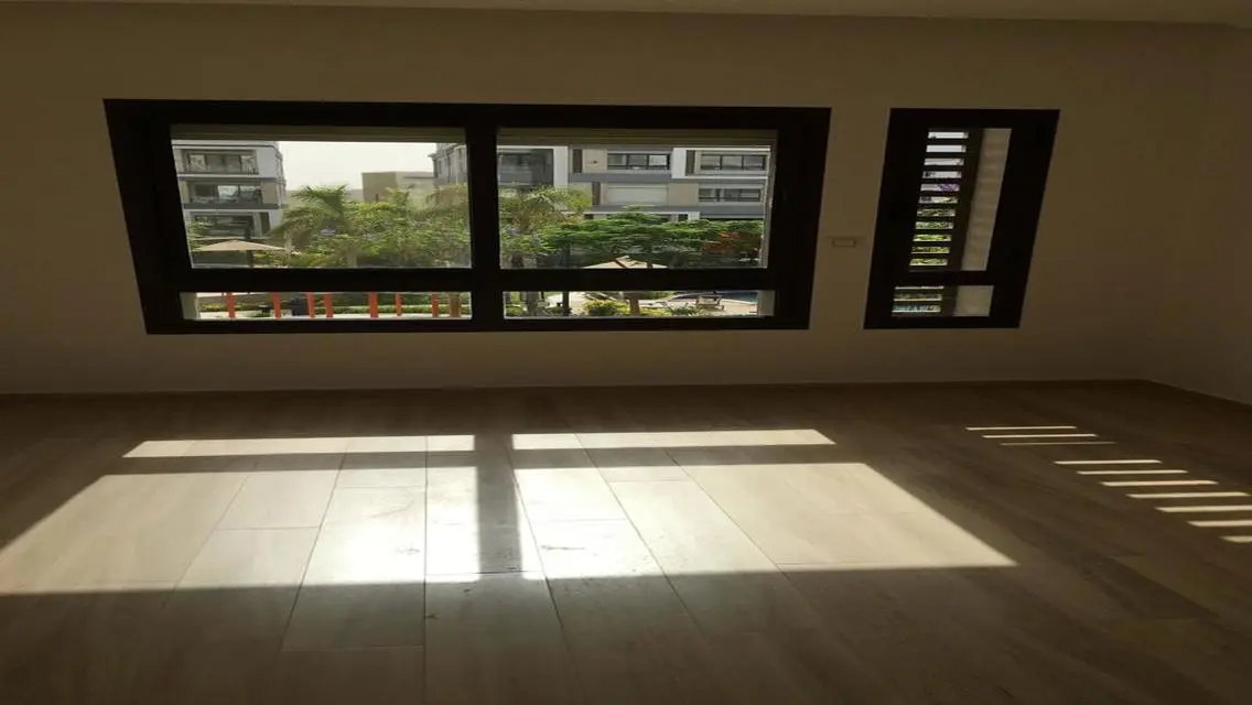 Luxurious Apartment in Beverly Hills - Sheikh Zayed
