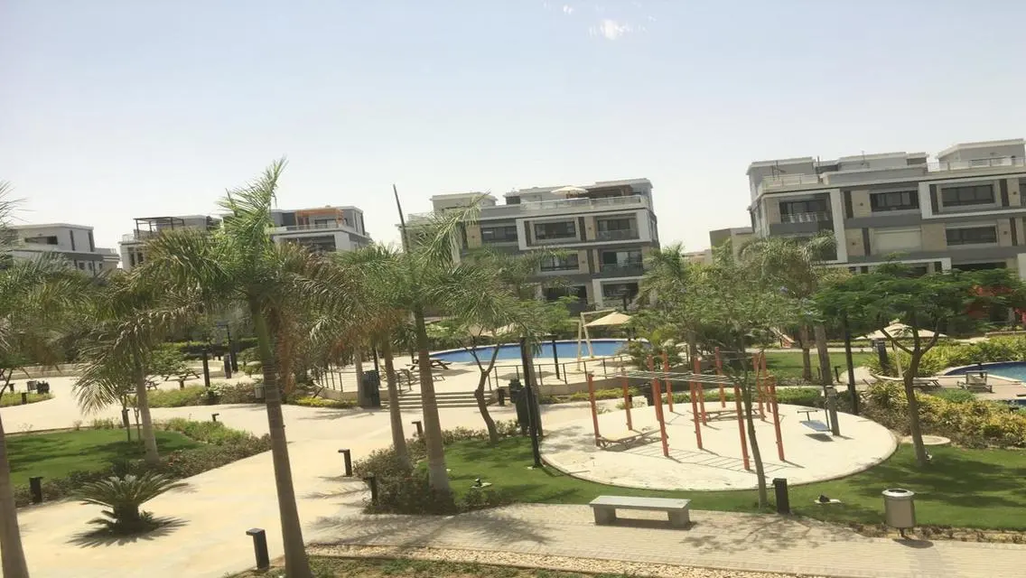 Luxurious Apartment in Beverly Hills - Sheikh Zayed