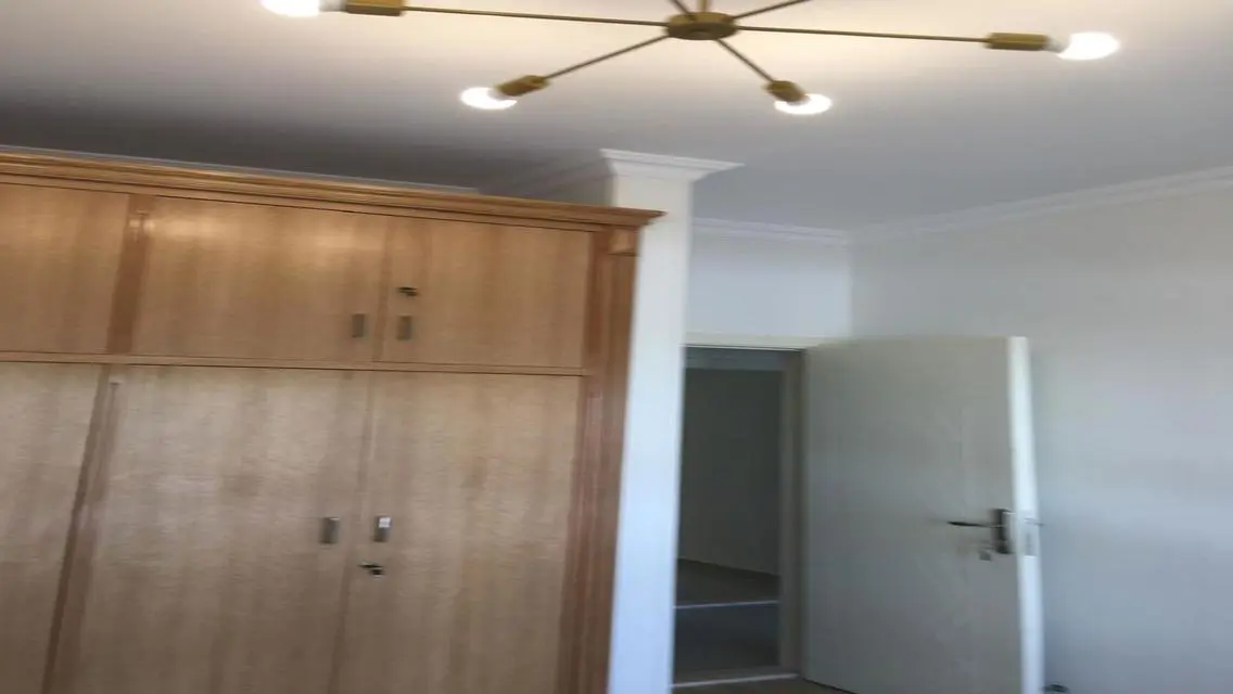 Luxurious Apartment in Beverly Hills - Sheikh Zayed