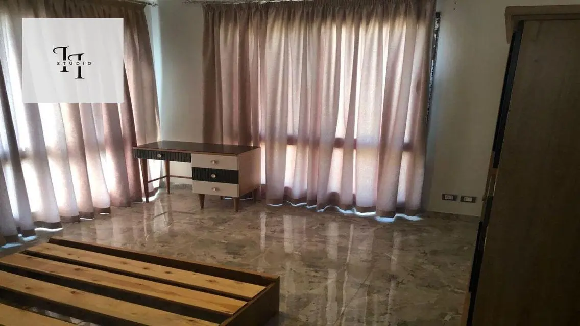 Luxury Apartment with Pool and Gym