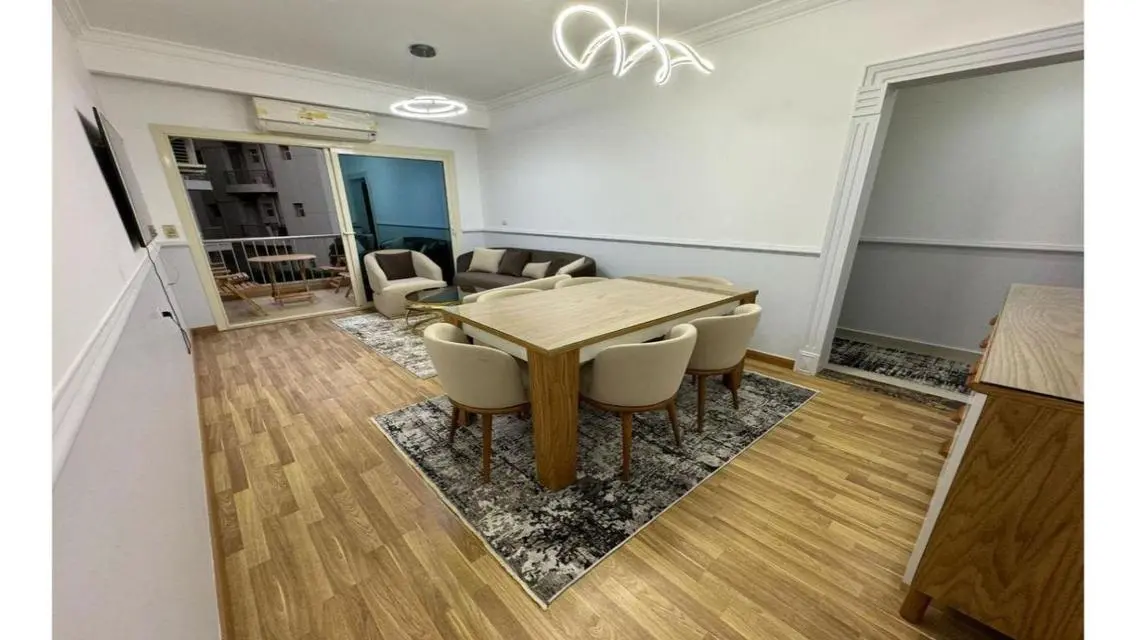Stunning 3-Bedroom Apartment in Prime Location