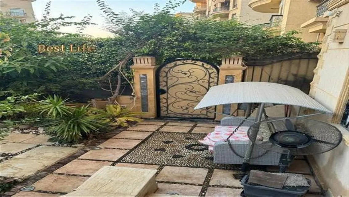 شقة فاخرة بإطلالة رائعة - 12500000 جنيه