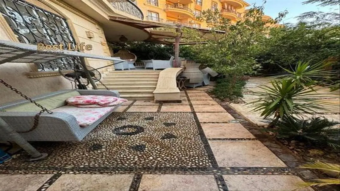 شقة فاخرة بإطلالة رائعة - 12500000 جنيه