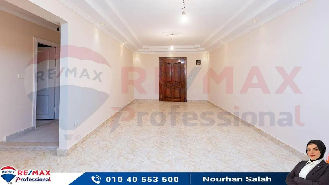 Amazing Apartment with Lake View and Prime Location