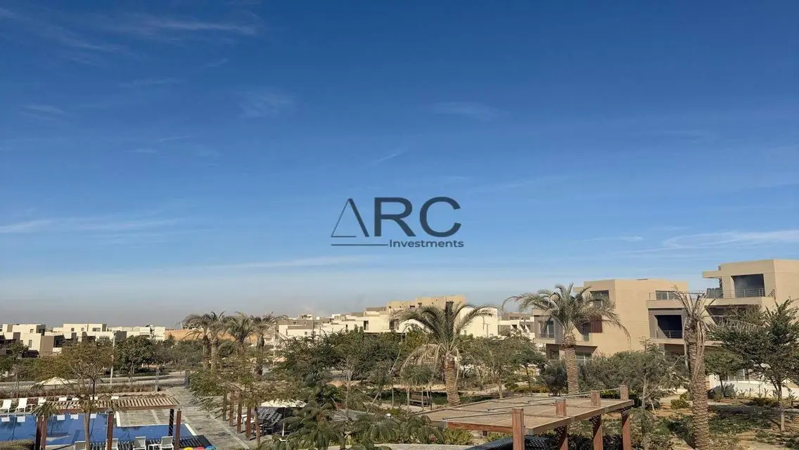 فيلا فاخرة بمساحة كبيرة مع جميع المرافق