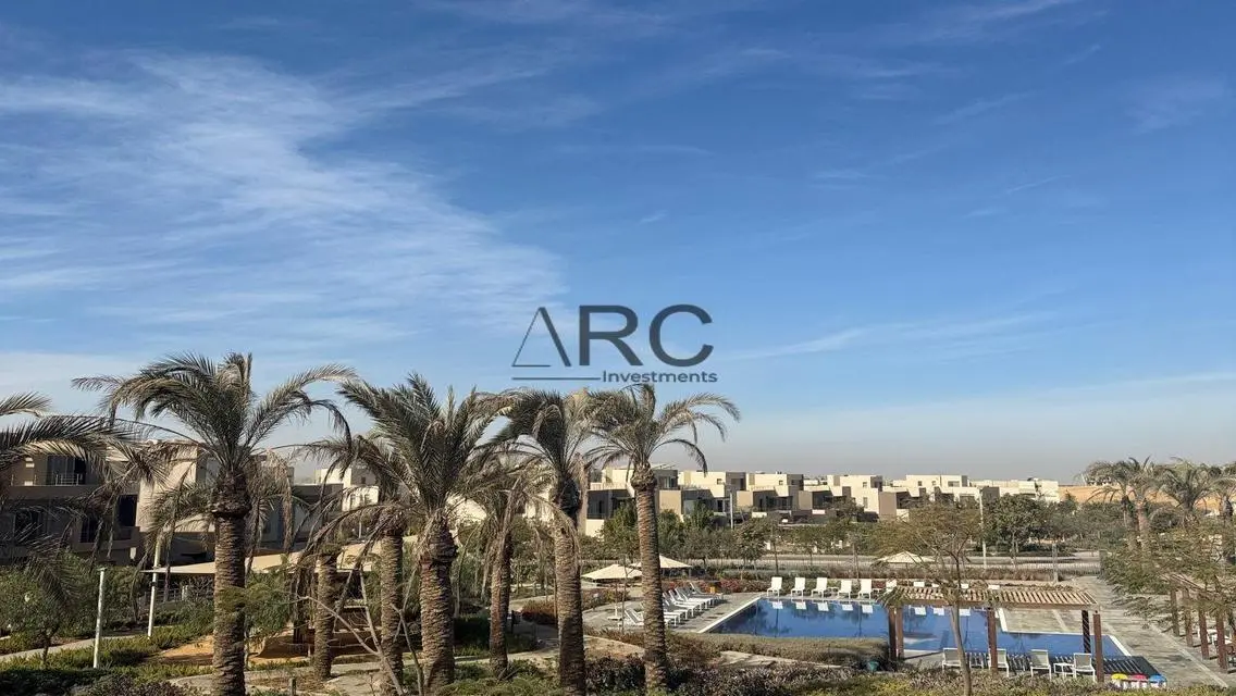 فيلا فاخرة بمساحة كبيرة مع جميع المرافق