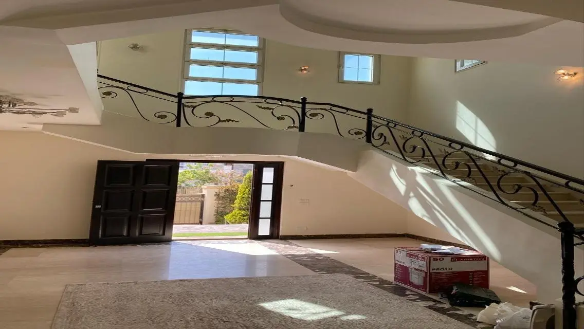 Stunning Home with Garden and Shared Pool for Sale