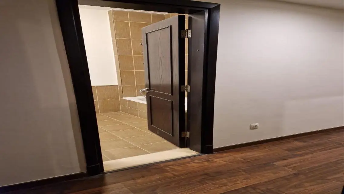3 Bedroom Apartment for Sale - 1700 sqm Space