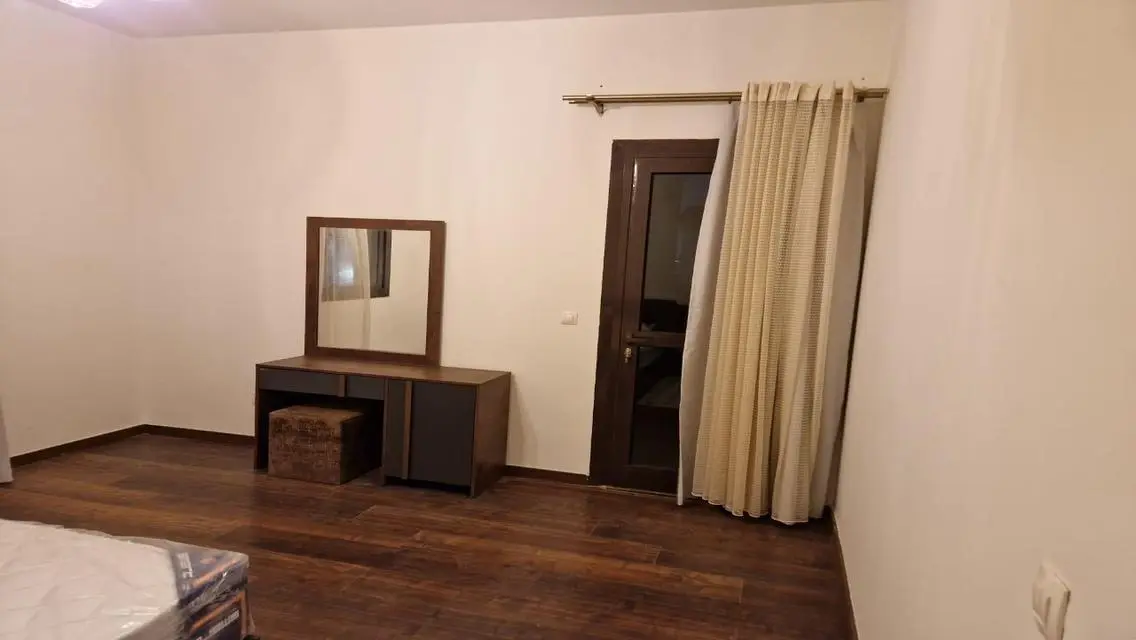 3 Bedroom Apartment for Sale - 1700 sqm Space