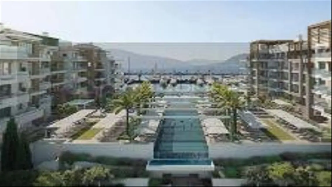 Luxury 3 Bedroom Apartment in Prime Location