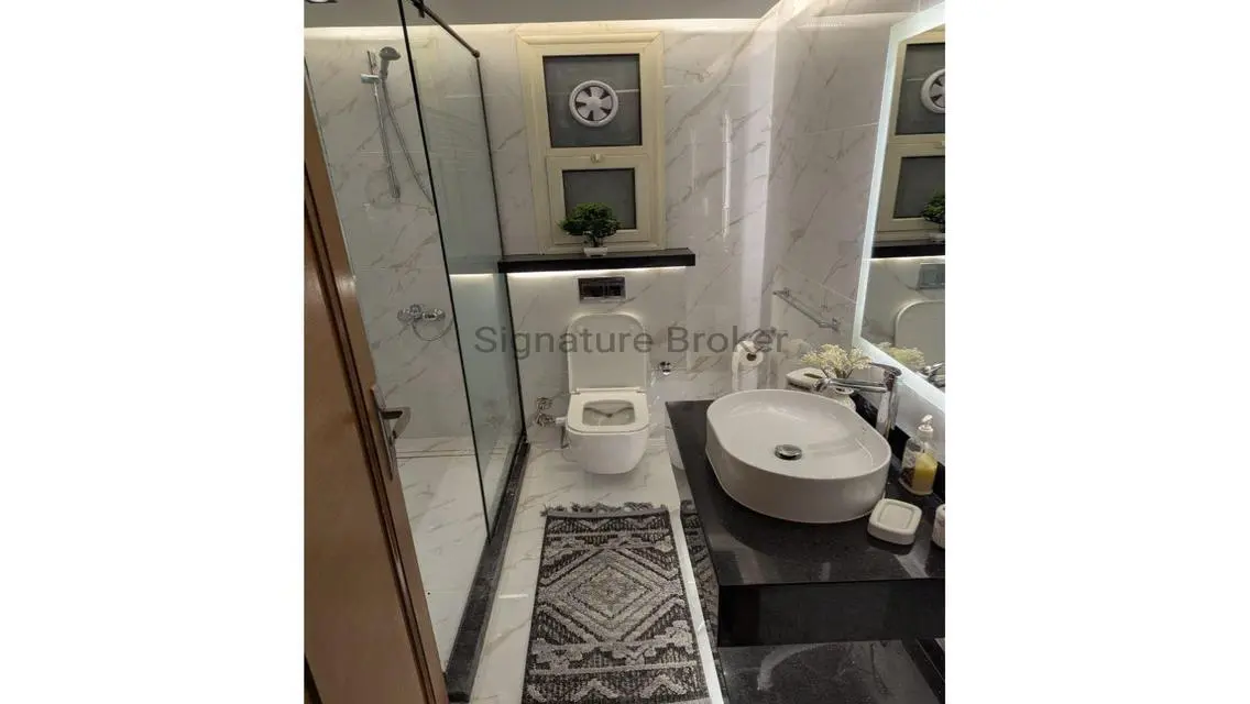 Luxury Apartment for Rent with Great Amenities
