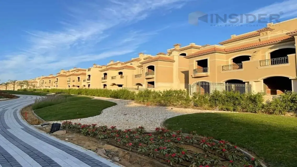 فيلا فاخرة مع إطلالة ساحرة على البحيرات