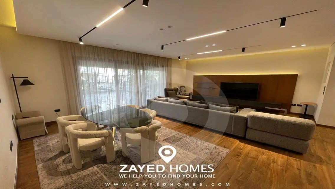 Luxury Apartment at Six West