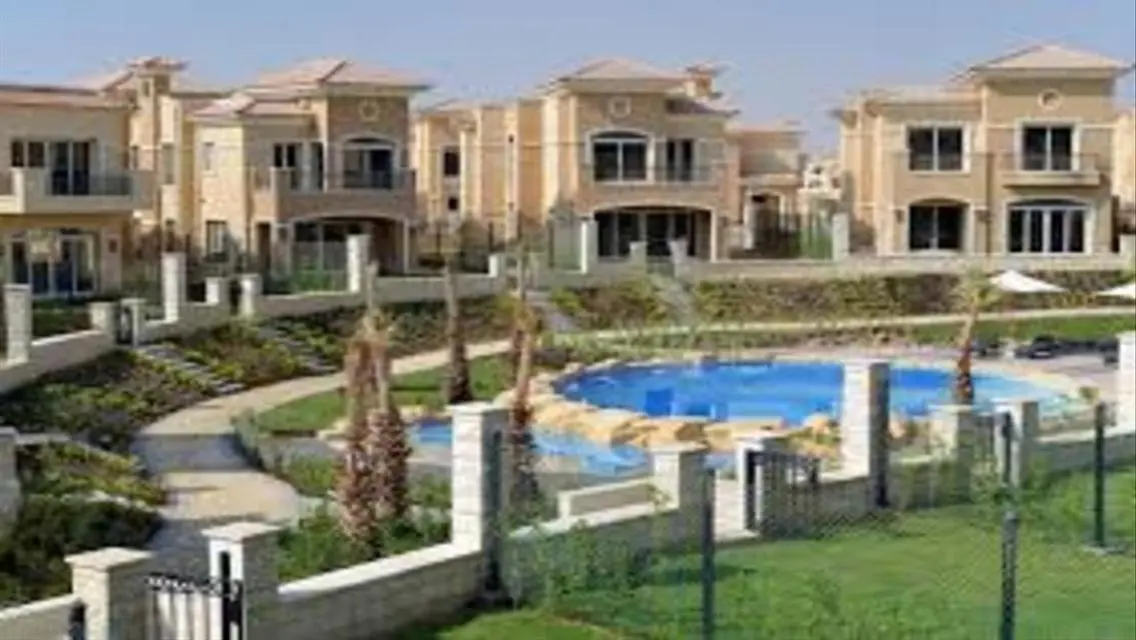 Luxurious Apartment in Stone Park Compound - New Cairo