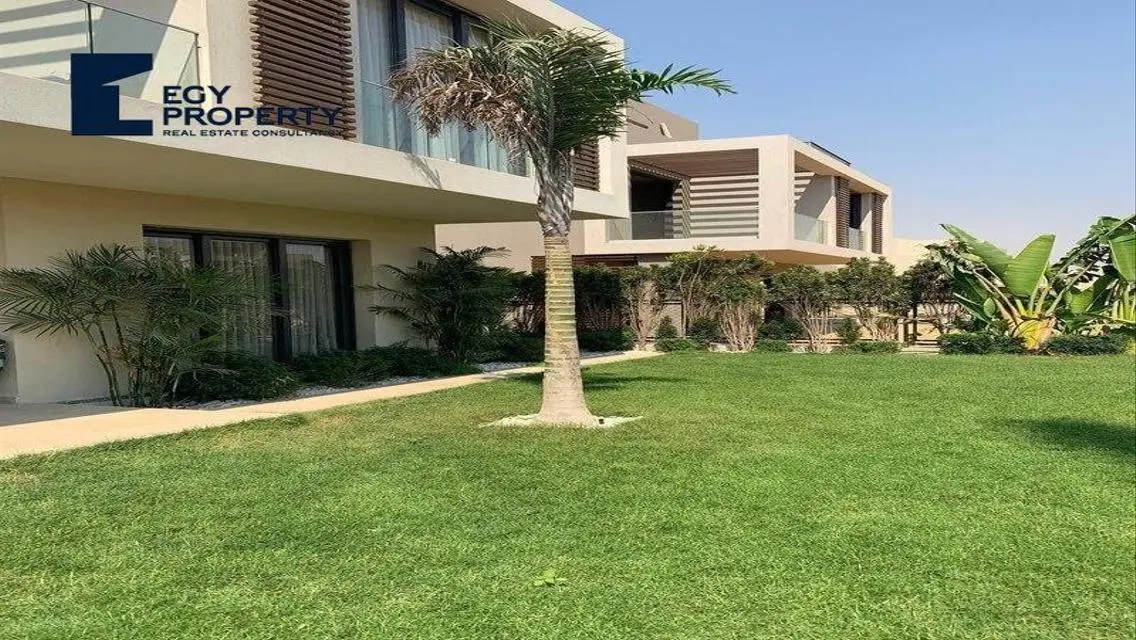 عقار فخم للبيع - 5-10