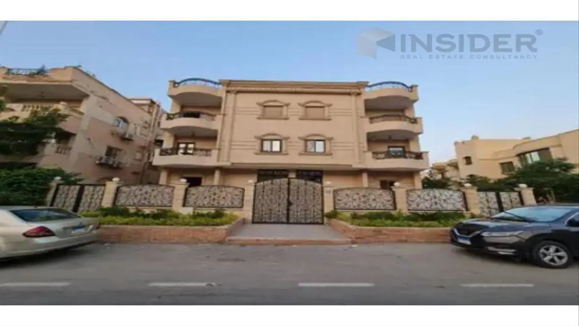 Luxury Apartment for Sale in Prime Location 4002