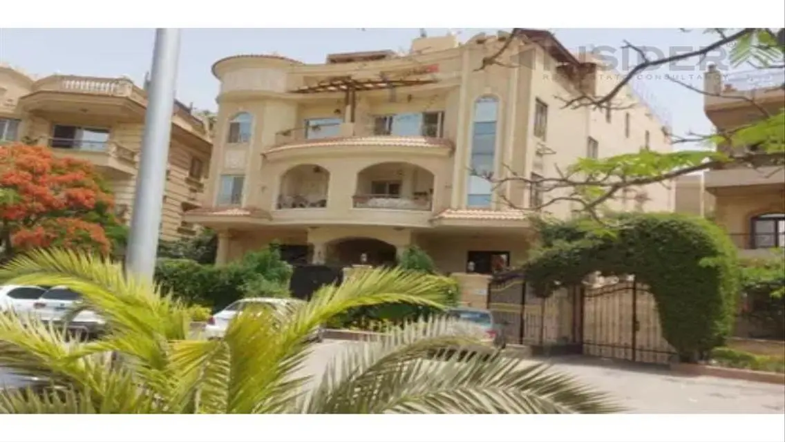 Luxury Apartment for Sale in Prime Location 4002