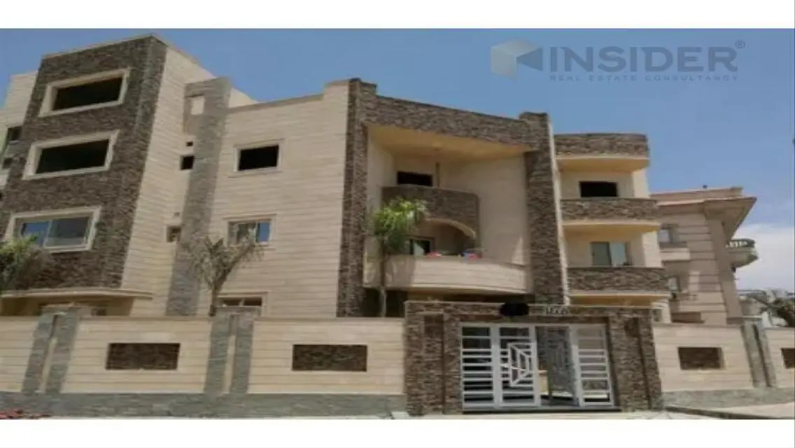 Luxury Apartment for Sale in Prime Location 4002