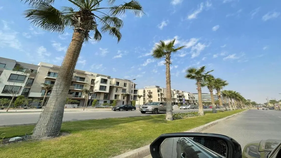 Luxury Apartment with Spacious Living and Stunning Views