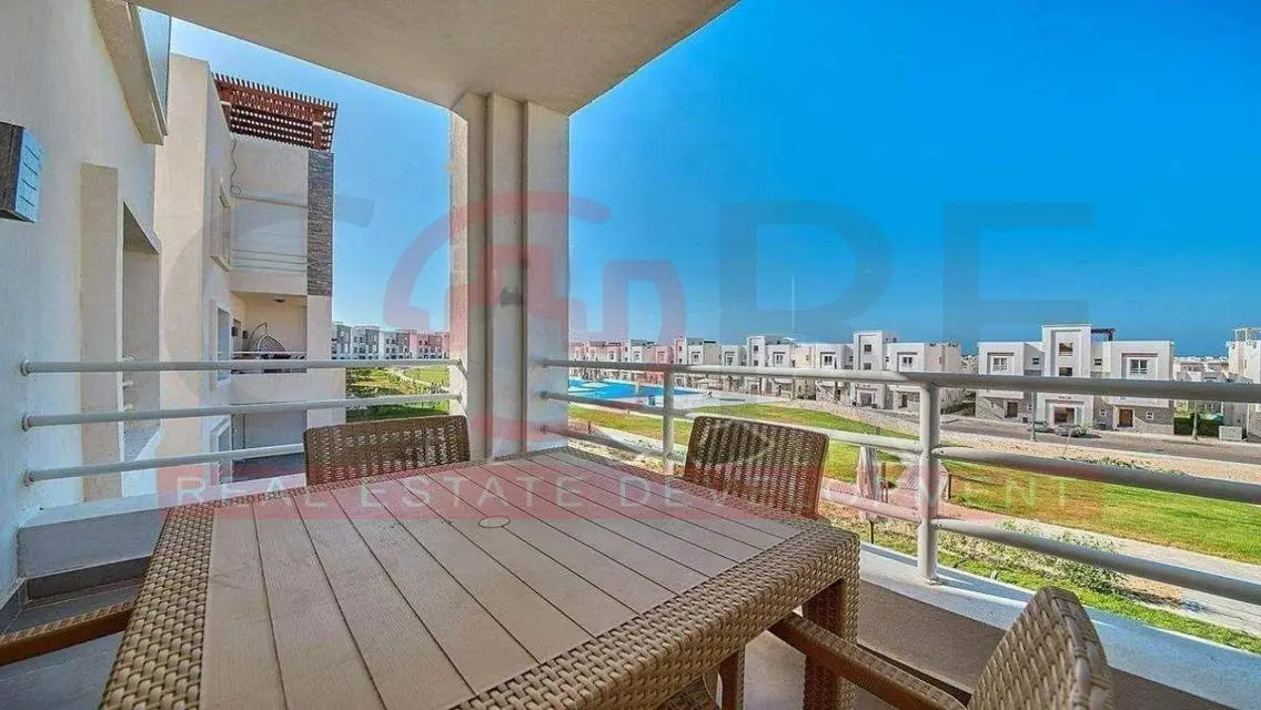 Luxury Apartment for Sale with Stunning Lake View