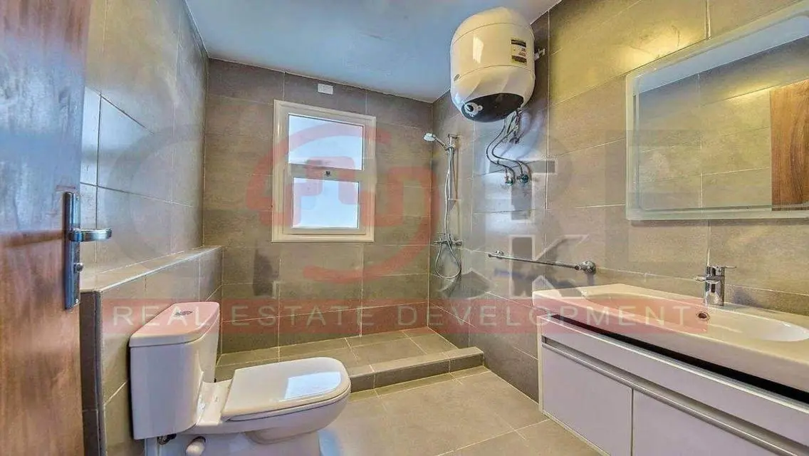 Luxury Apartment for Sale with Stunning Lake View