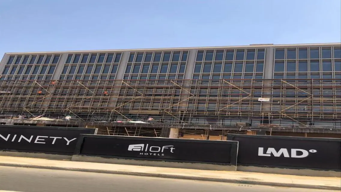 Modern Office for Sale in 90 Mall, Prime Location