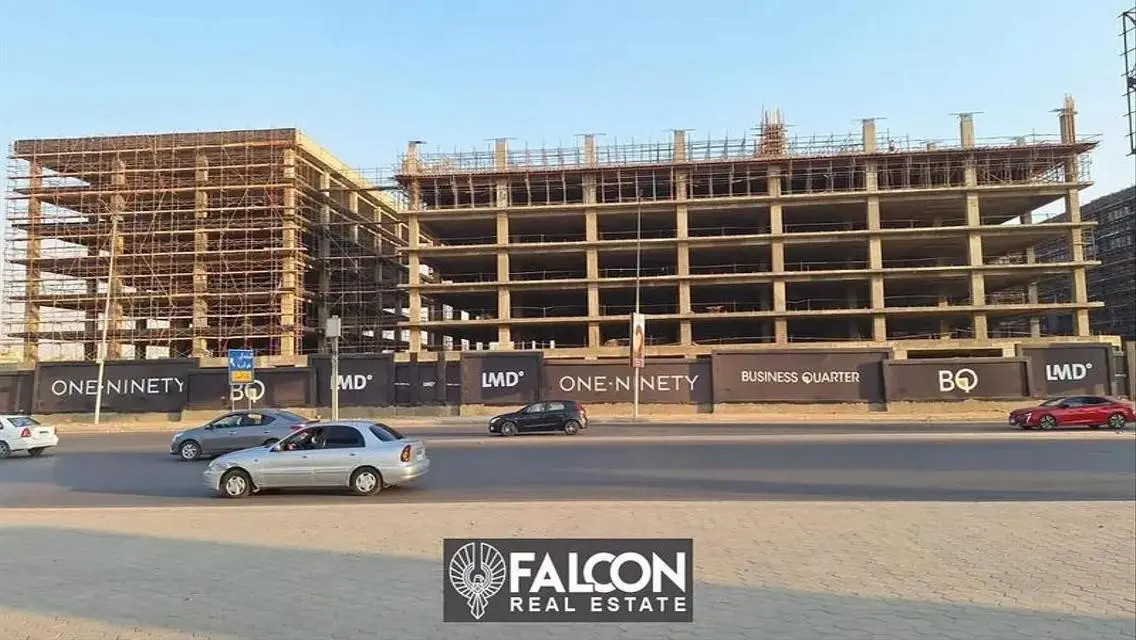 Modern Office for Sale in 90 Mall, Prime Location