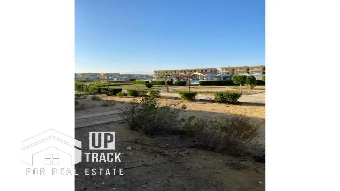 Luxury Apartment with 50 sqm - Lake View