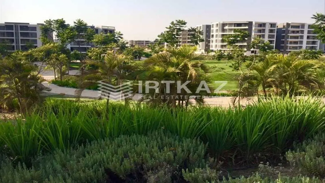 Luxury Villa with Private Pool and Garden - 15,200,000 EGP