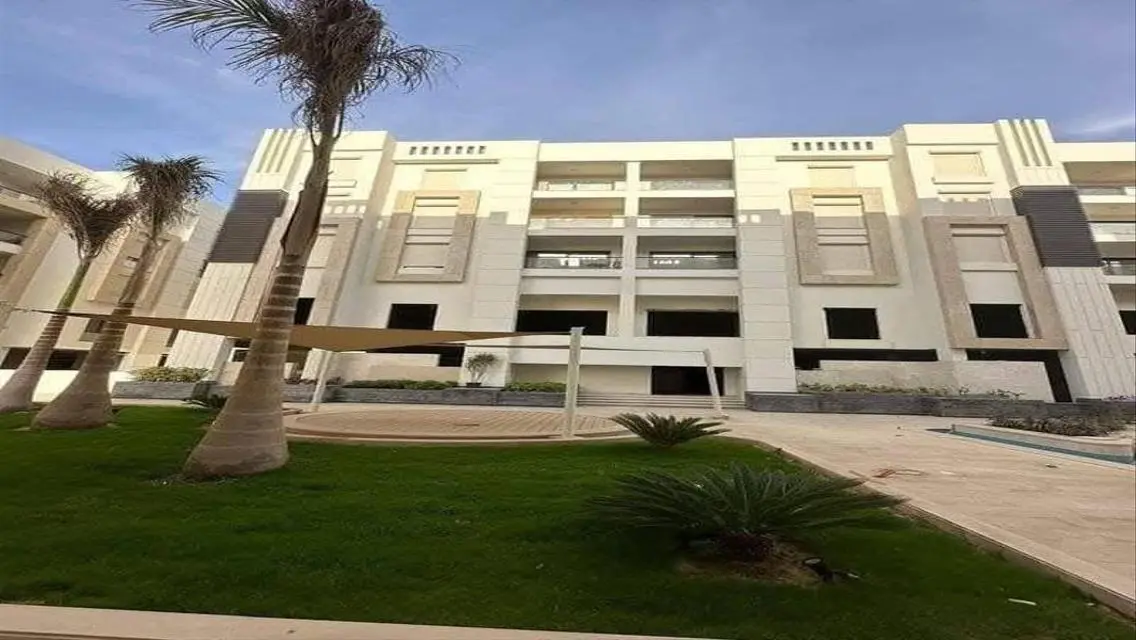 Luxury 110 m² Apartment in Al Sharjah with Private Garden and Pool