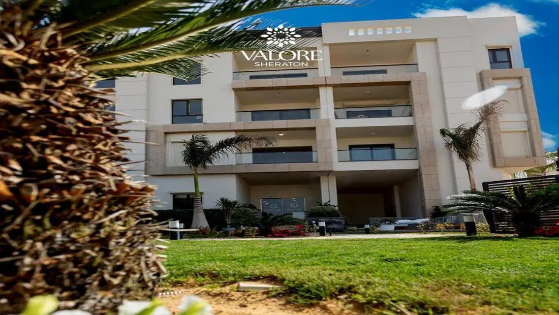 Luxury 110 m² Apartment in Al Sharjah with Private Garden and Pool