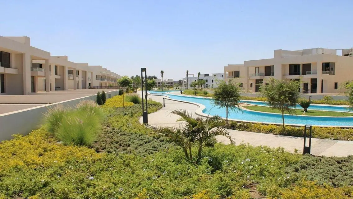 Luxury Apartment in Lake West Cairo