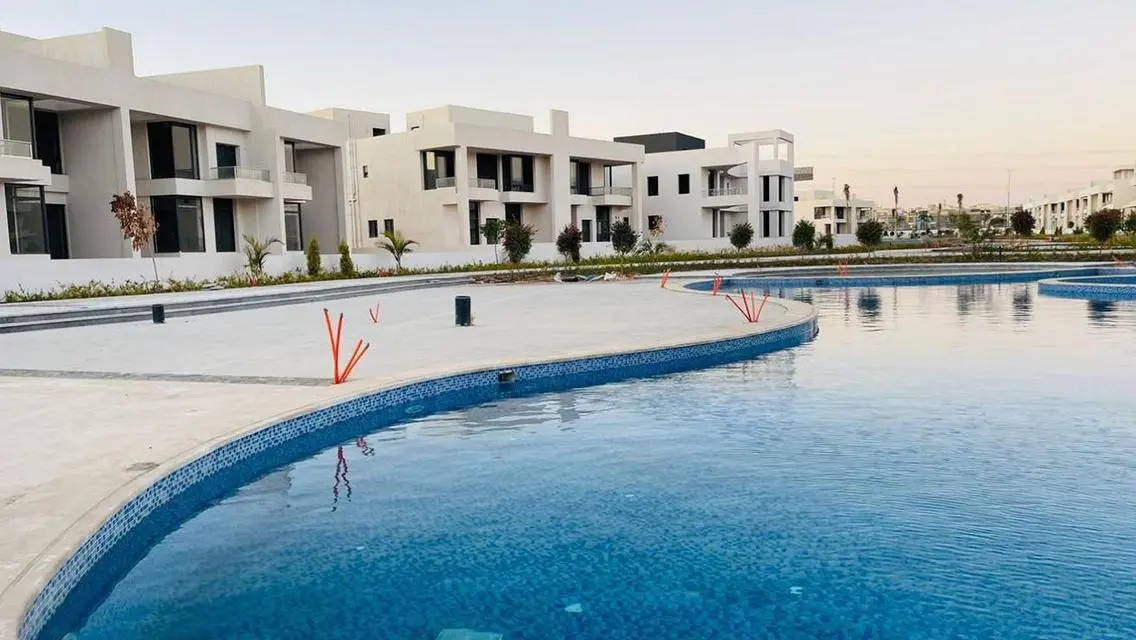 Luxury Apartment in Lake West Cairo