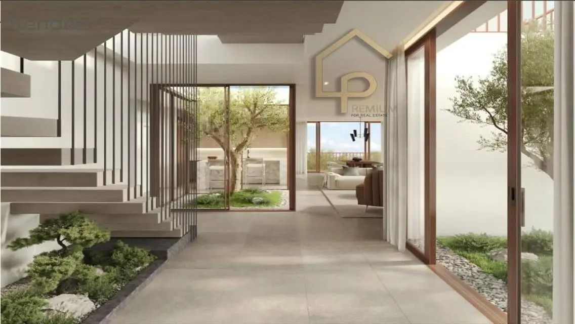 Luxury Home in Solana with Private Garden and Balcony