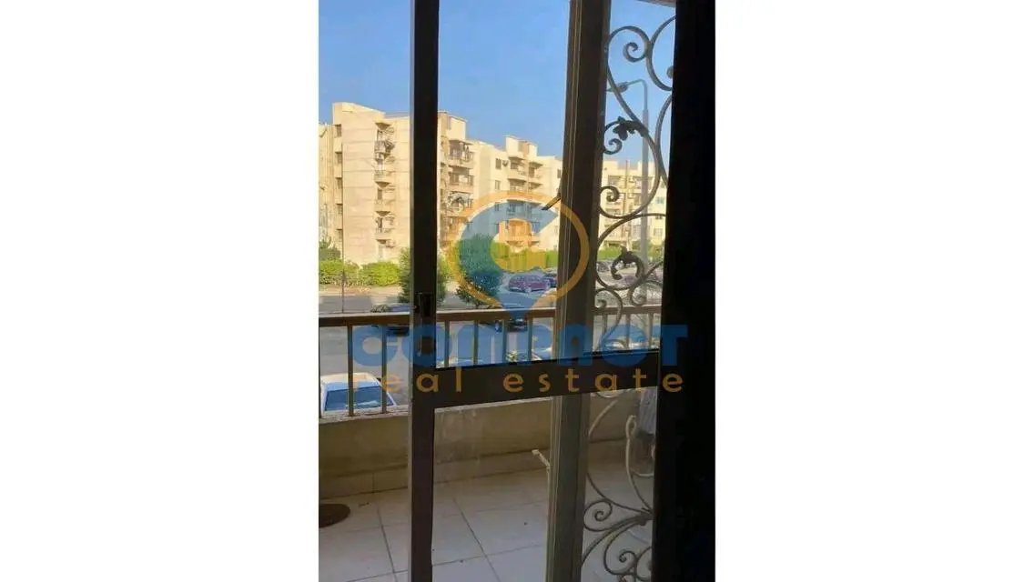 شقة فاخرة للبيع بمساحة مثالية وإطلالة رائعة