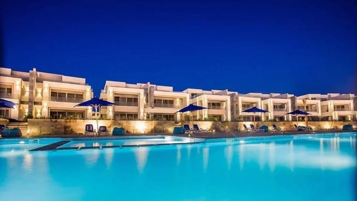 Luxurious Fully-Furnished Apartment with Stunning Views