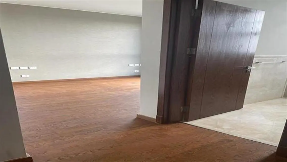 Luxurious Apartment with Modern Design in City Center