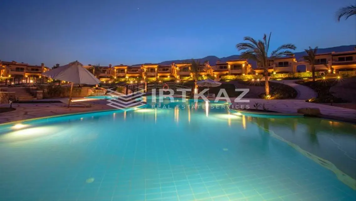 Luxury Apartment in La Vista - Stunning View and Private Garden