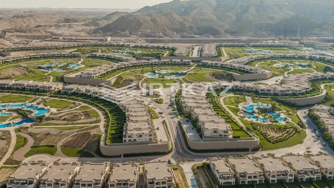 Luxury Apartment in La Vista - Stunning View and Private Garden