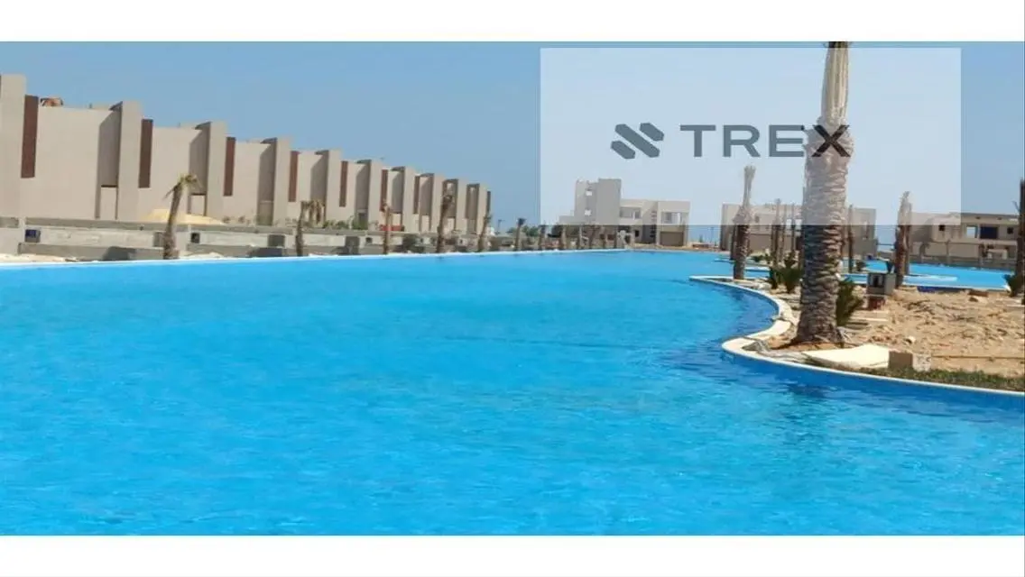 فيللا فاخرة بإطلالة على البحيرات بسعر مميز