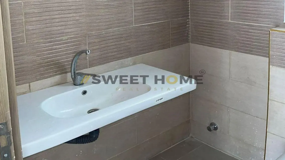 Spacious Apartment for Sale - 128 sqm in a Quiet Area