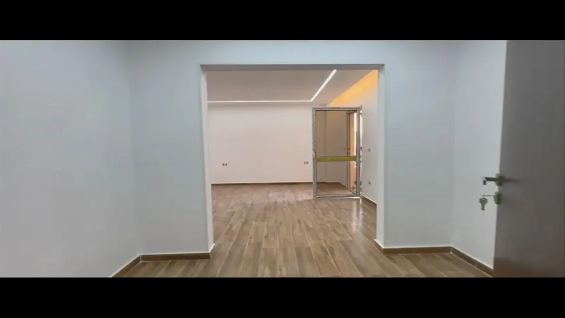 فيلا فاخرة 171 بمساحة شاسعة للبيع