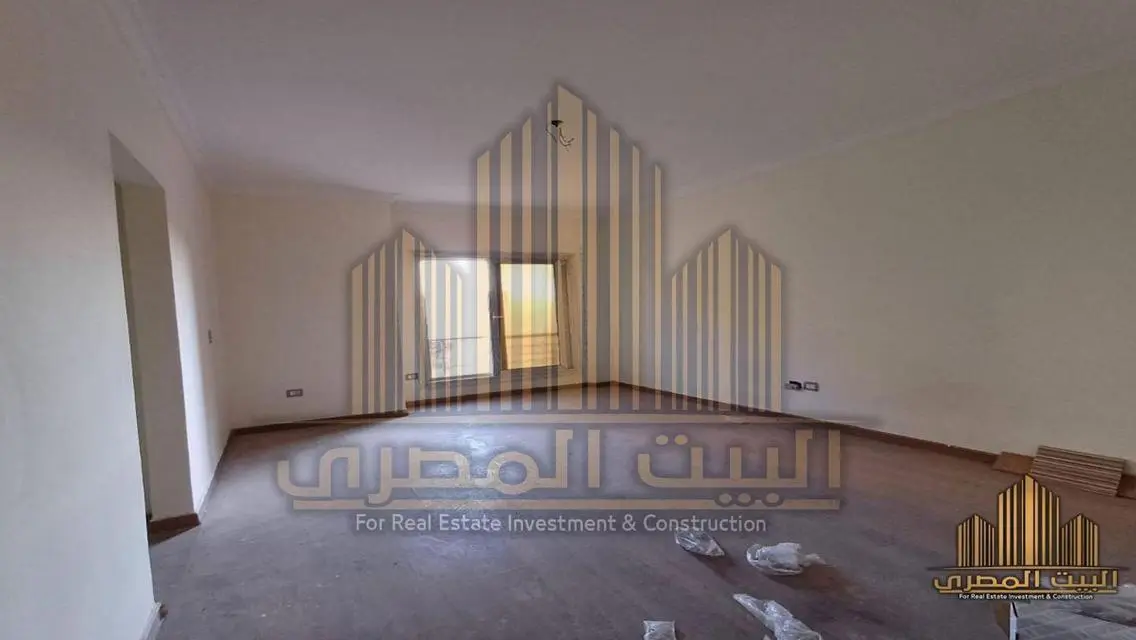 Luxury Apartment with Spacious Layout and Stunning Views