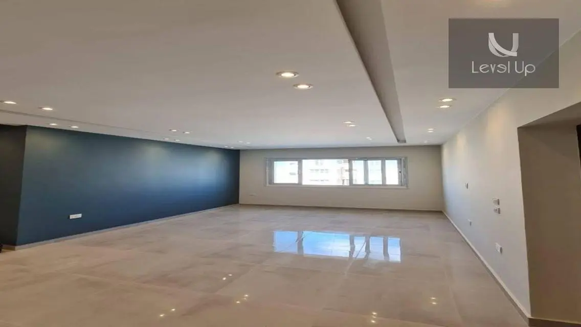Luxury Apartment of 700 Square Meters in the Heart of the City