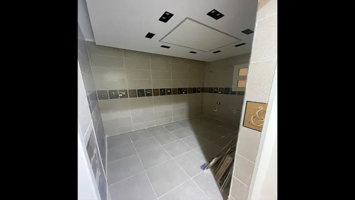 Stunning Home with Private Garden and Pool in Prime Location