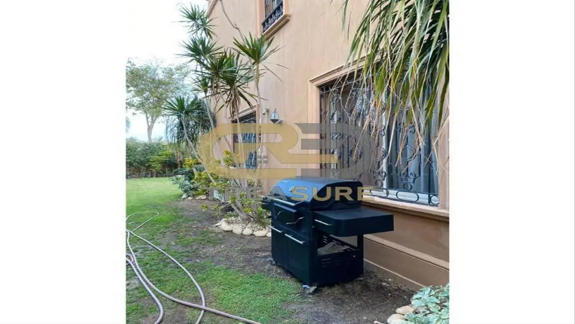 The Treasure - Luxury Apartment with Central Air Conditioning and Private Pool